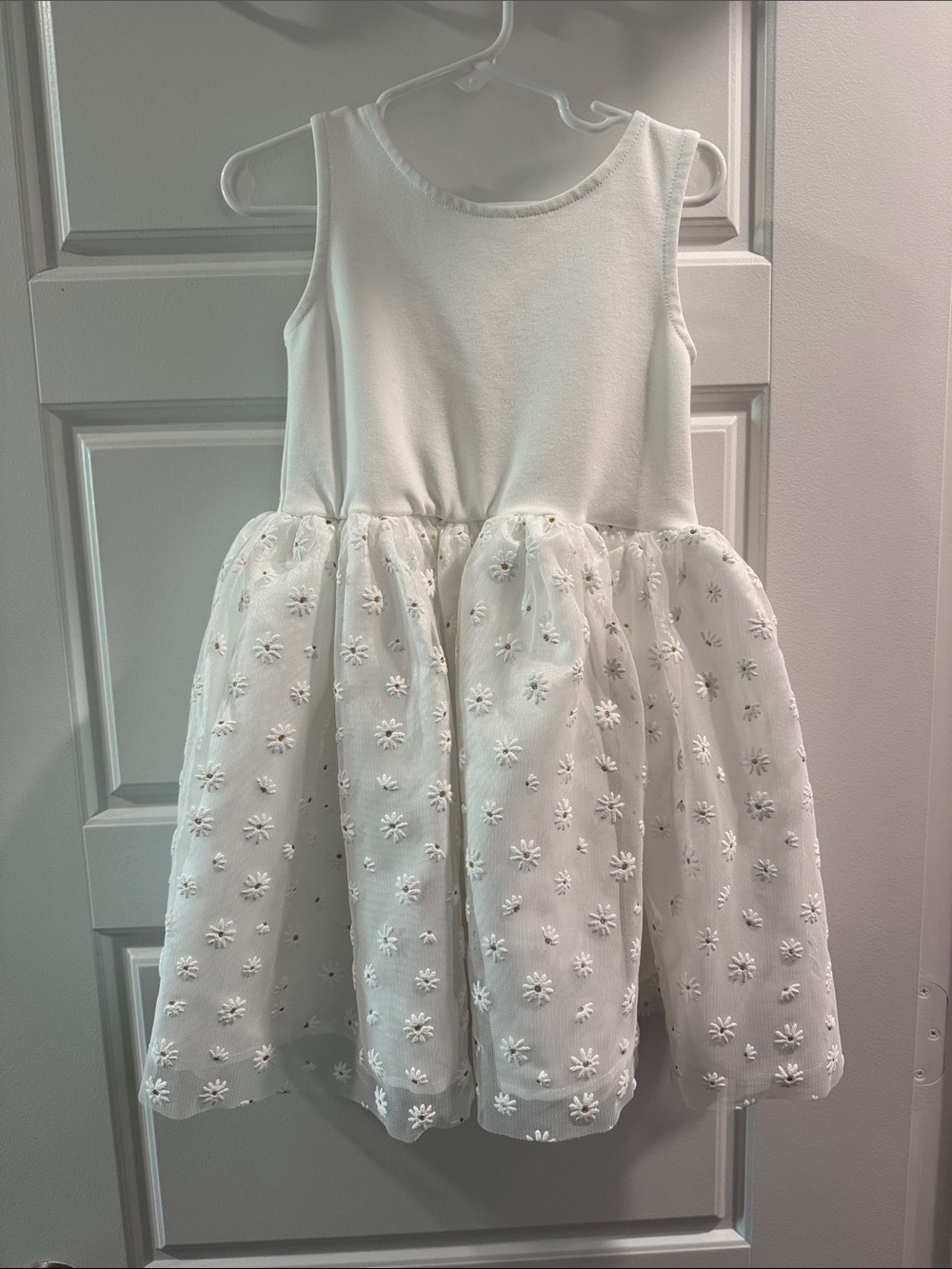 H&M White Sleeveless Floral Tulle Party Dress